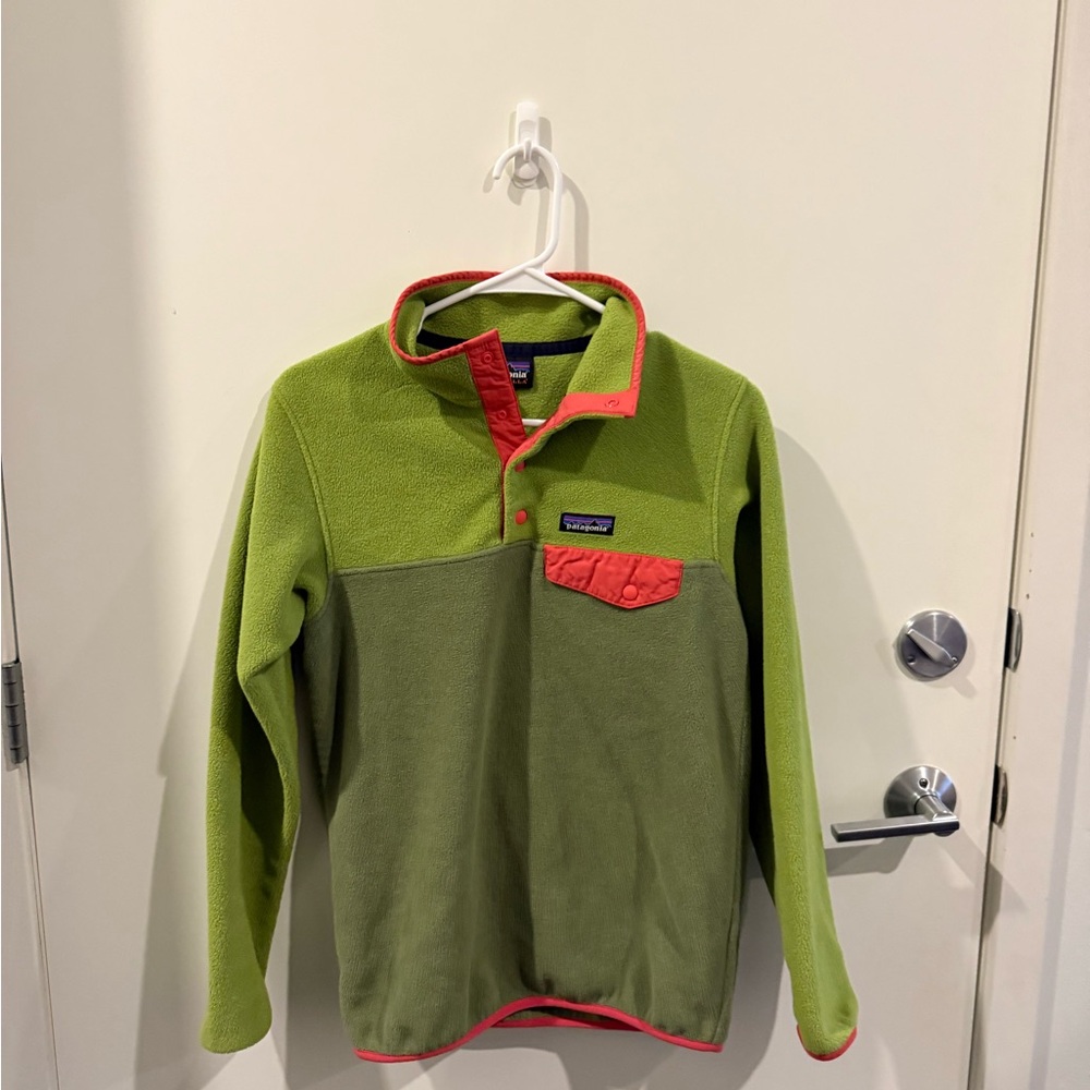 Patagonia women’s ' Green Fleece Pullover